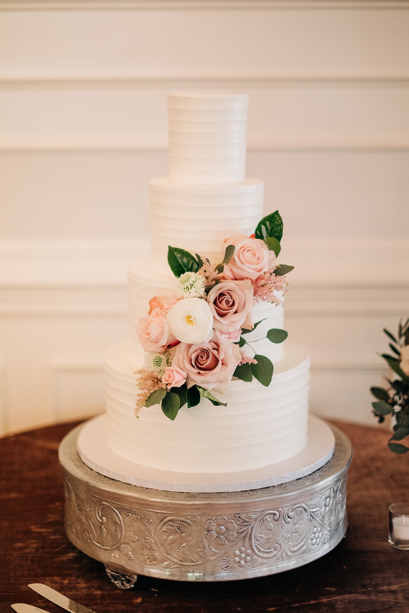 2023's Ultimate Guide to Choosing Your Boston Wedding Cake